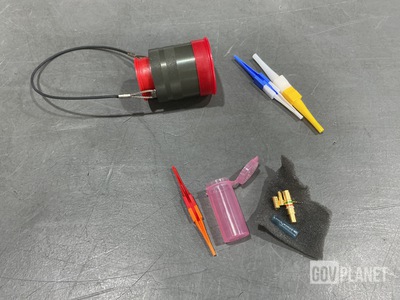 (23) Amphenol Electrical Plug Connectors