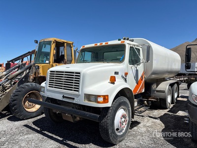1997 International F-4900 5000 gal 6x4 Camion cisterna de agua