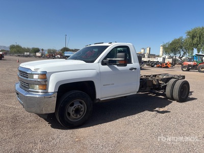 2015 Chevrolet Silverado 3500HD 4x2 Fahrgestell