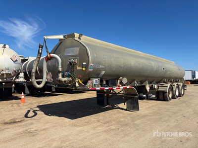 2013 Heil 38000 L Tri/A Tanker Trailer