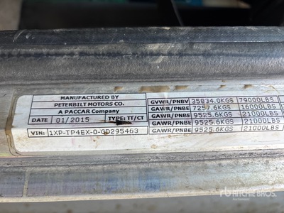 2016 Peterbilt 367 8x6 Sleeper Vacuum Excavator Truck