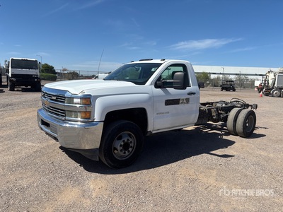 2015 Chevrolet Silverado 3500HD 4x2 Fahrgestell