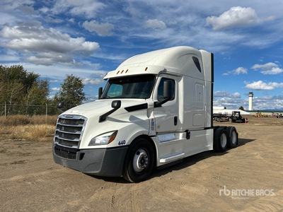 2019 Freightliner Cascadia 126 6x4 T/A Sleeper Truck Tractor