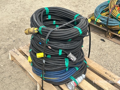 Quantity of 450 ft of Heavy Duty Extension Cord