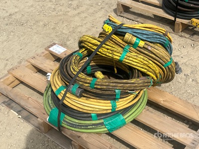 Quantity of 600 ft of Heavy Duty Extension Cord
