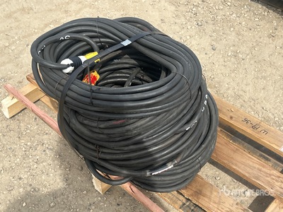 Quantity of 400 ft of Heavy Duty Extension Cord