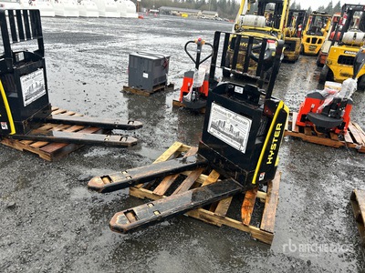 2017 Hyster W45Z-HD 4500 lb Electric Pallet Jack
