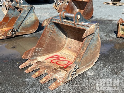 1100 mm Q/C Digging Excavator Bucket - Fits Hyundai R140