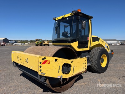 2017 Bomag BW213D-5 Smooth Drum Compactor
