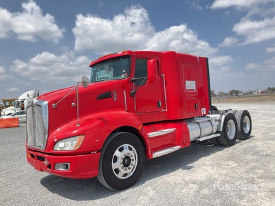 2017 Kenworth T660 6x4 Tractocamion con Dormitorio / T/A Sleeper Truck Tractor