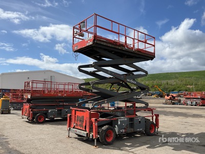 2015 Skyjack SJ9250 4x4 Diesel Scissor Lift