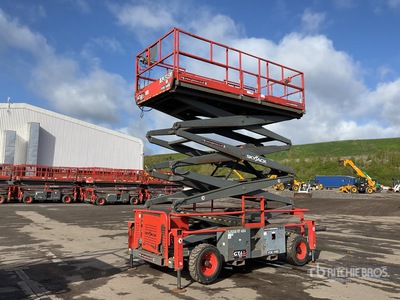 2015 Skyjack SJ9250 4x4 Diesel Scissor Lift