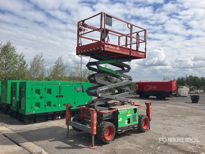2015 Skyjack SJ6832 RT 4x4 Diesel Scissor Lift
