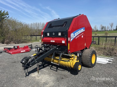 2021 New Holland RF450 SuperFeed Round Baler