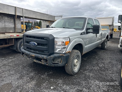 2015 Ford F-250 XL 4x4 Crew Cab Pick-up (Inoperable)
