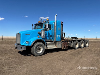 2013 Kenworth T800 Heavy Haul 8X6 T/A Sleeper Truck Tractor