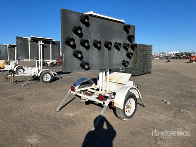 2008 Signel Service Solar Arrow Board