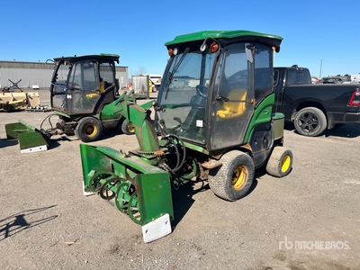 2007 John Deere 1545 جرار بلدي (Inoperable)
