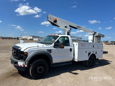 2009 Versalift TEL29N-03 on 2009 Ford F-450 4x2 Bucket Truck