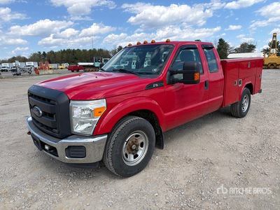 2012 Ford F-350 4x2 Extended Cab Nutzkraftwagen