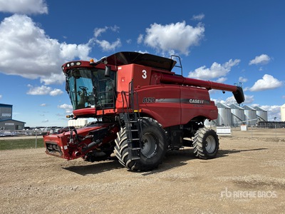 2010 Case IH 8120 Combine Harvester