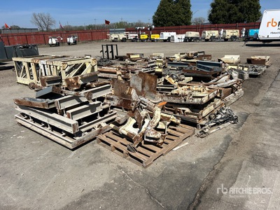 Quantity of Guntert Paver Pans, Paver Parts, Curb Mules, and Trailing Pan Edgers Divers - Équipement à béton