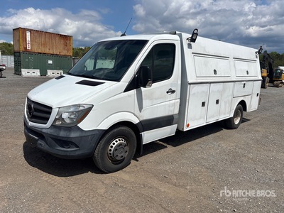 2017 Mercedes-Benz Sprinter 4x2 3500 Service Truck