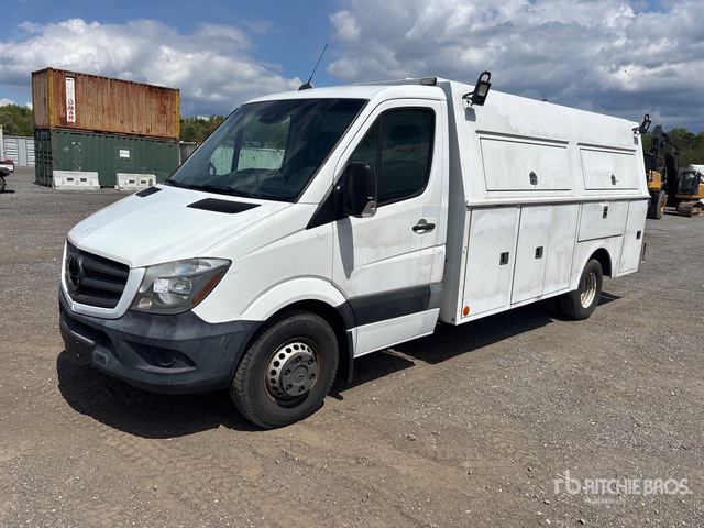 2017 Mercedes-Benz Sprinter 3500XD 4x2 Service Truck