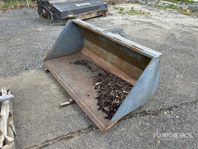 72 in Telehandler Bucket