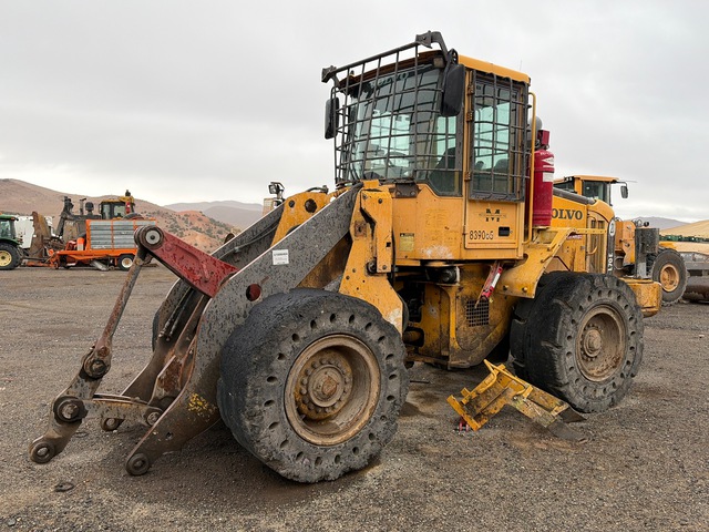 2006 Volvo L70E Wheel Loader