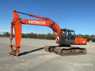 Fiat-Hitachi FH200 Tracked Excavator