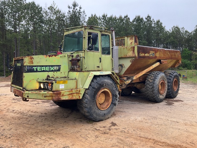 1995 (unverified) Terex 2566C Articulated Dump Truck