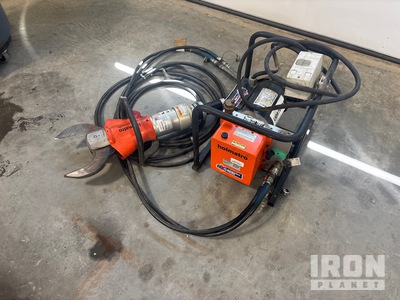 Holmatro IPU 2035 E Shear with pump Metal Shear
