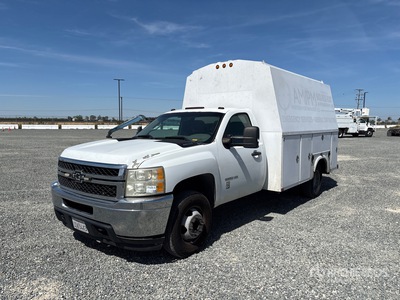 2011 Chevrolet Silverado 3500HD 4x2 Utility Truck
