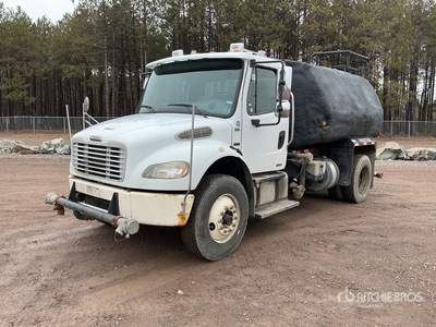 2004 Freightliner M2 106 4x2 Water Truck