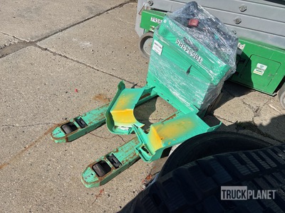 2022 Mitsubishi PW23 4500 lb Electric Transpalette