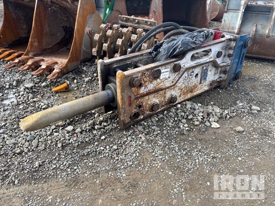 2019 G&B GBN400T Hydraulic Breaker