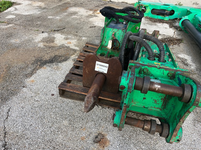 2021 Okada ORV2500H Q/C Hydraulic Breaker 2021 Okada ORV2500H Q/C Hydraulic Breaker
