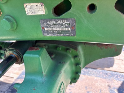 2009 John Deere 7330 トラクター