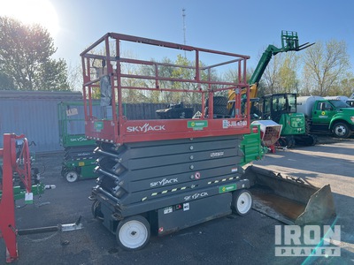 2017 Skyjack SJIII4740 Electric Scissor Lift