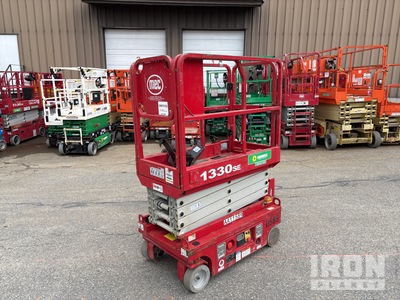 2017 MEC 1330SE Electric Scissor Lift