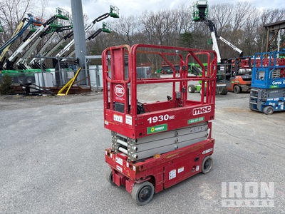2017 MEC 1930SE Electric Scissor Lift