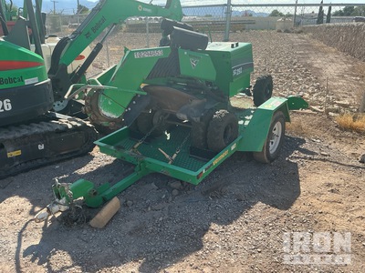 2020 Vermeer SC292 Stobbenfrees w/2020 Vermeer TLR33 Trailer