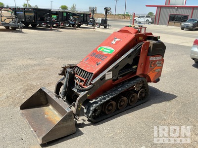 2018 Ditch Witch SK800 Mini Chargeuse sur rails compacte