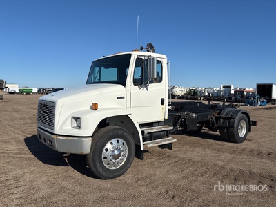 2003 Freightliner FL 70 4x2 Roll-Off Truck