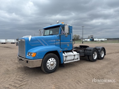 2000 Freightliner FLD 120 6x4 T/A Sleeper Truck Tractor