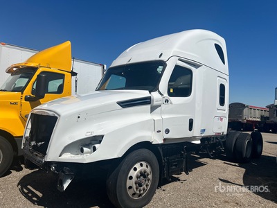 2020 Freightliner Cascadia 126 6x4 T/A Sleeper Truck Tractor (Inoperable)