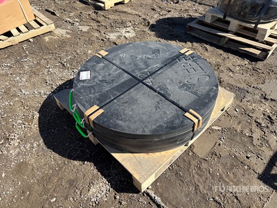 Quantity of (4) Siebel 42 in Outrigger Pads (Unused)