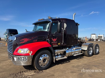 2013 Mack CXU613 6x4 Ciągnik siodłowy T/A z kabiną sypialną