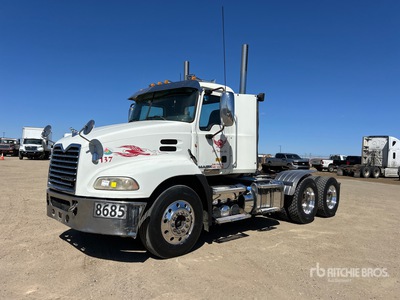 2014 Mack CXU613 6x4 トラックトラクター（T/A）